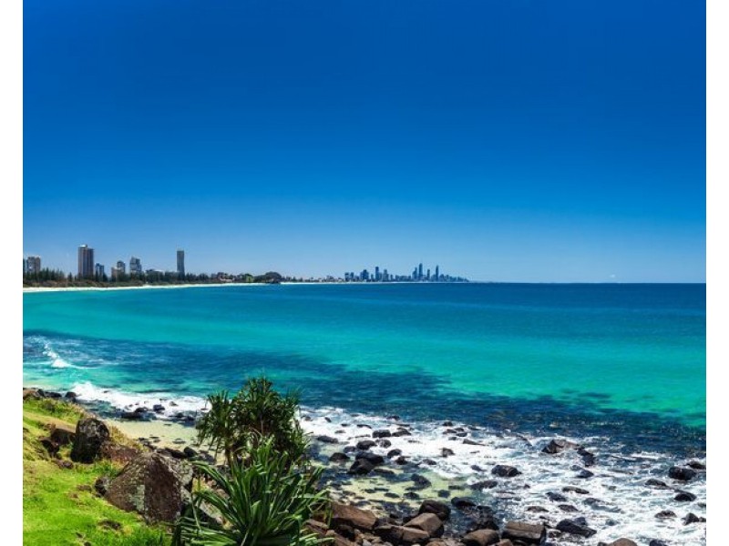 15 Skyline Terrace, Burleigh Heads QLD 4220