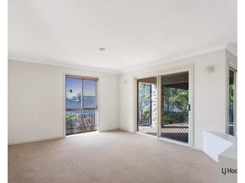 16 Leopard Avenue, Elanora QLD 4221