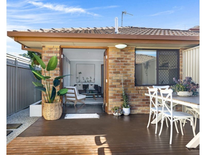 2/12 Maud Street, Tugun QLD 4224