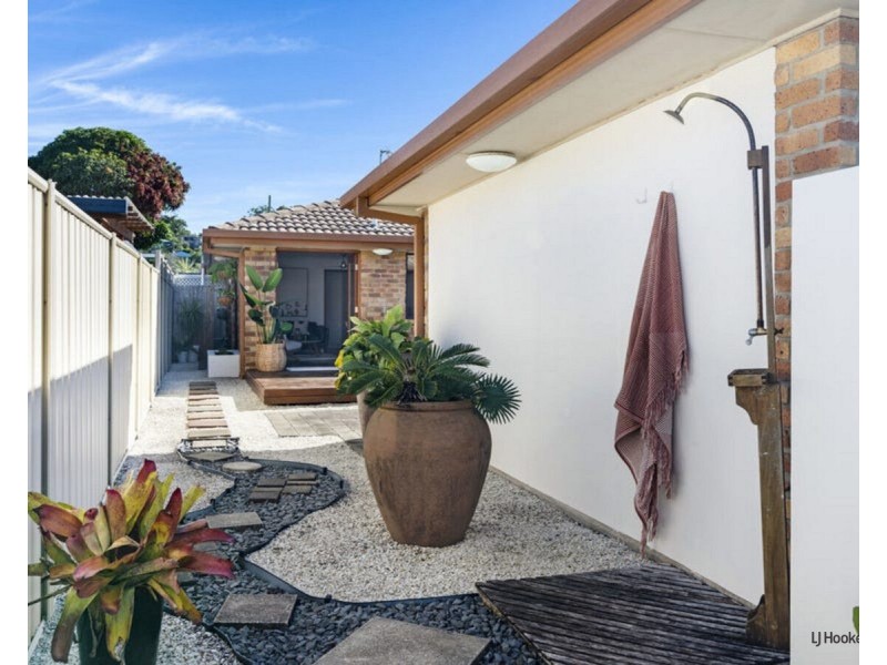 2/12 Maud Street, Tugun QLD 4224