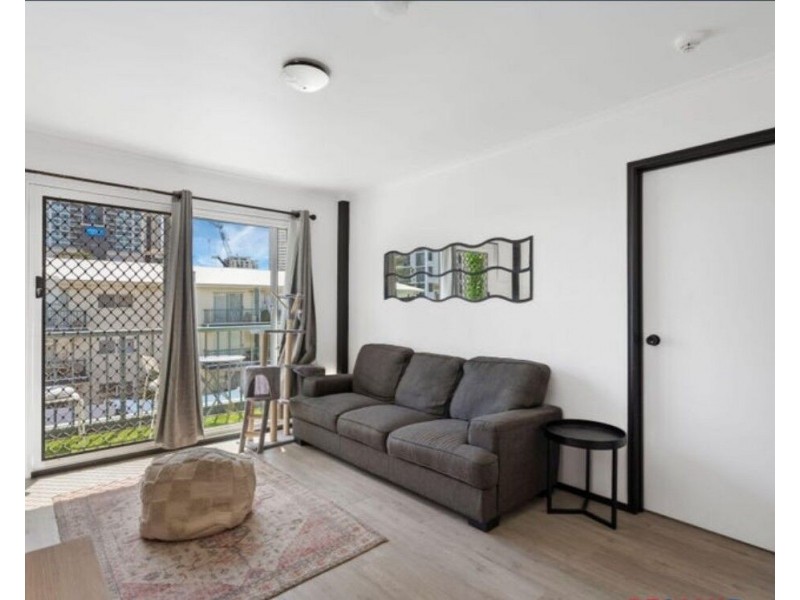 51/69-73 Ferny Avenue, Surfers Paradise QLD 4217