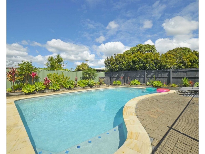 56 K P McGrath Drive, Elanora QLD 4221