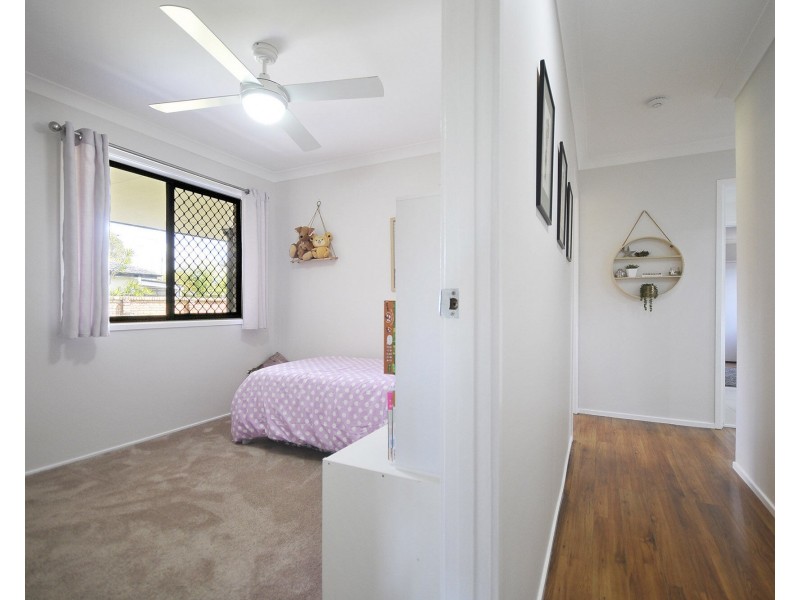 56 K P McGrath Drive, Elanora QLD 4221