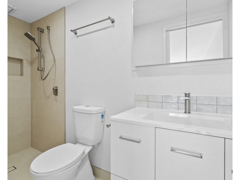1/68B West Burleigh Road, Burleigh Heads QLD 4220