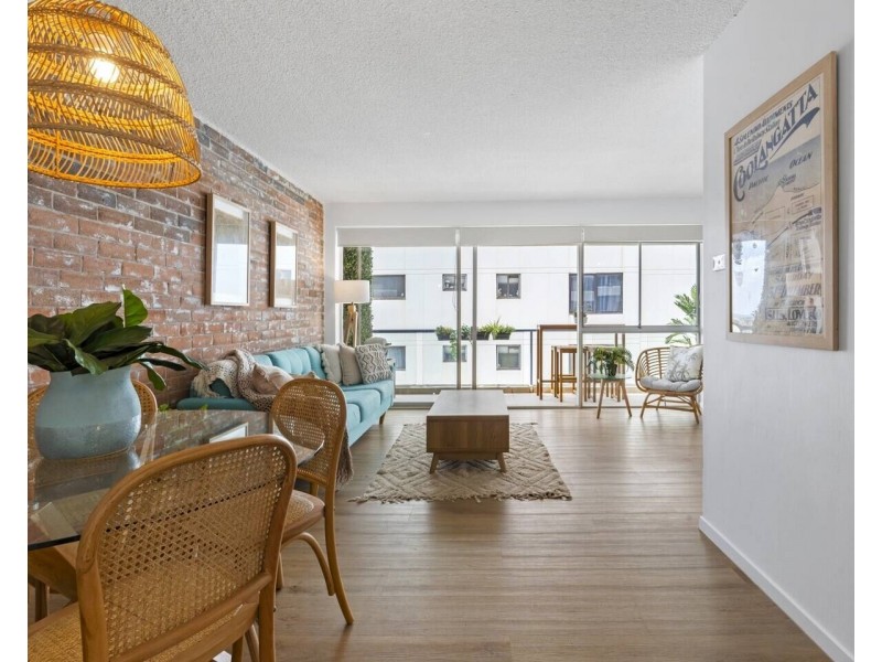 10/32 Powell Crescent, Coolangatta QLD 4225