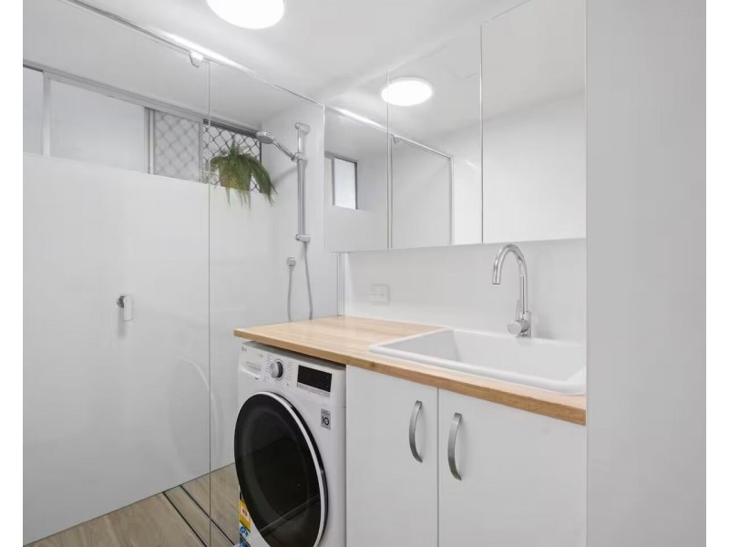 10/32 Powell Crescent, Coolangatta QLD 4225