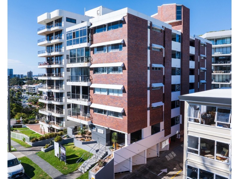 10/32 Powell Crescent, Coolangatta QLD 4225