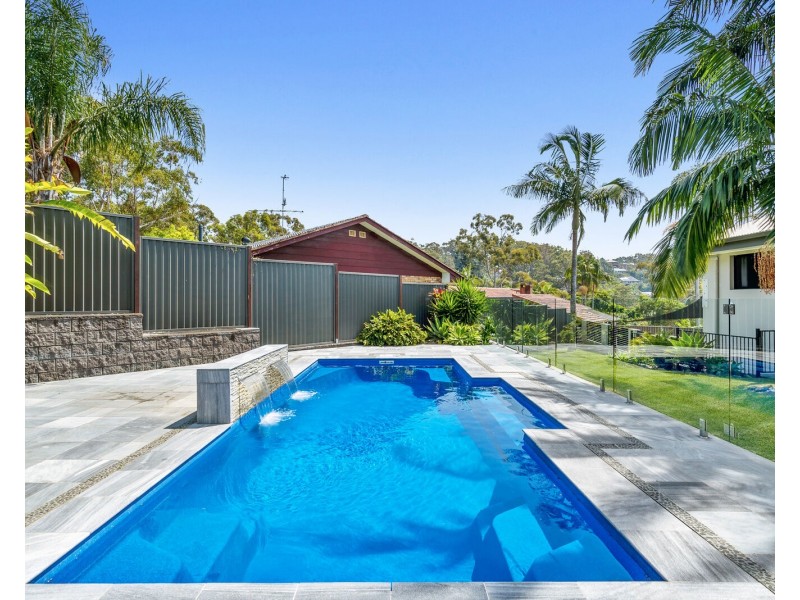 4 Aethalia Street, Currumbin Waters QLD 4223