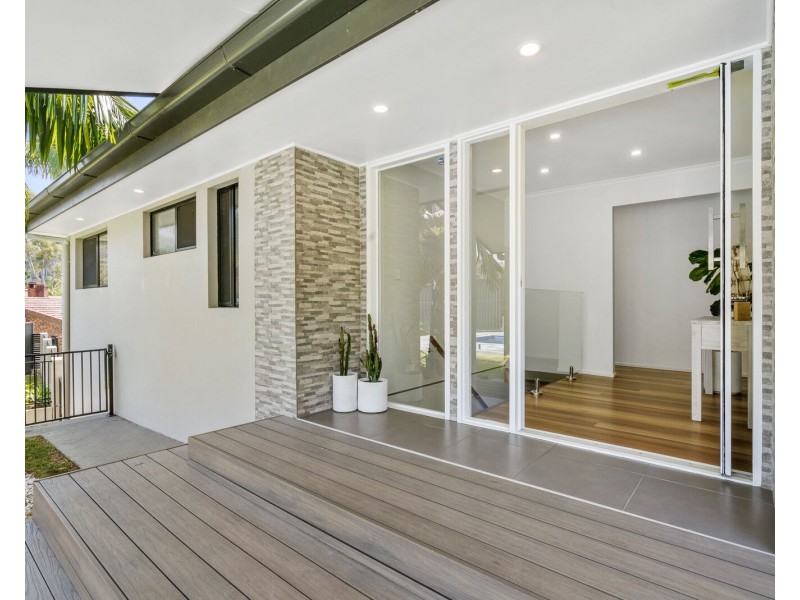 4 Aethalia Street, Currumbin Waters QLD 4223