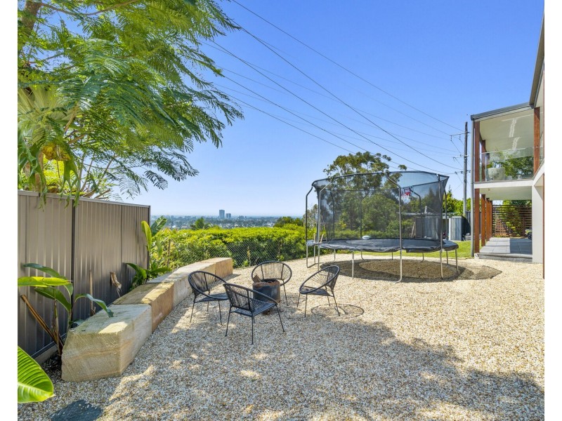 4 Aethalia Street, Currumbin Waters QLD 4223