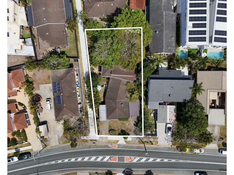 62 Tallebudgera Drive, Palm Beach QLD 4221