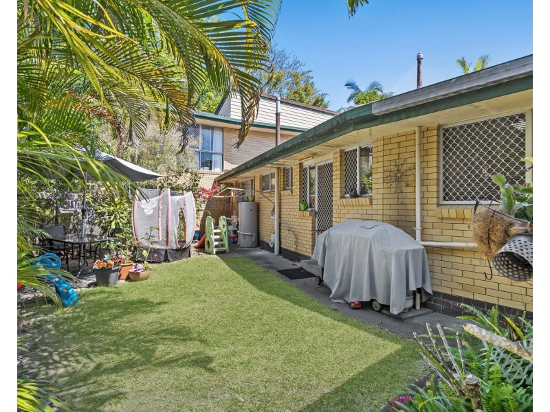 62 Tallebudgera Drive, Palm Beach QLD 4221