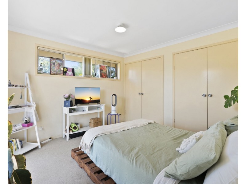 62 Tallebudgera Drive, Palm Beach QLD 4221