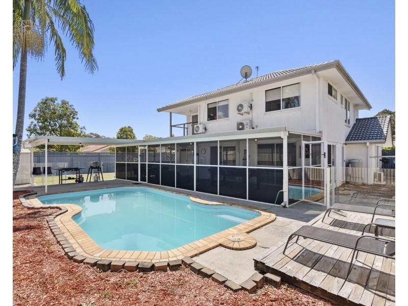 1 Mollys Place, Currumbin Waters QLD 4223