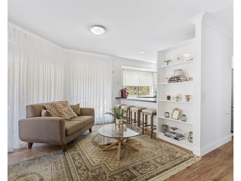 34 Hillsborough Close, Robina QLD 4226