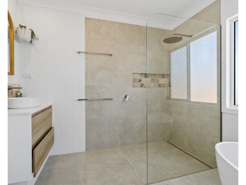 2/83 Tahiti Avenue, Palm Beach QLD 4221