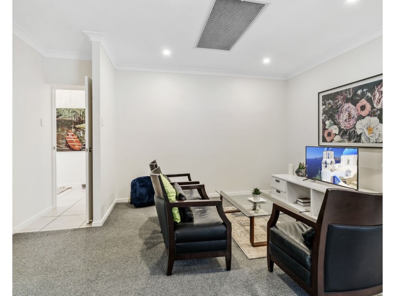 17 Camarillo Court, Reedy Creek QLD 4227