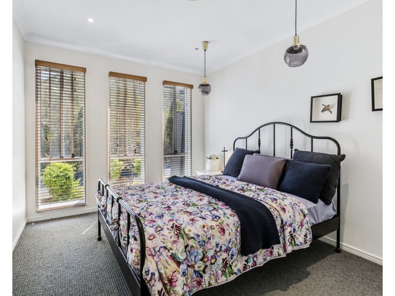 17 Camarillo Court, Reedy Creek QLD 4227