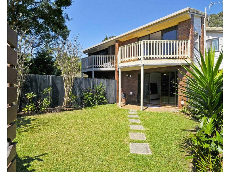 2/9 Daisy Street, Elanora QLD 4221