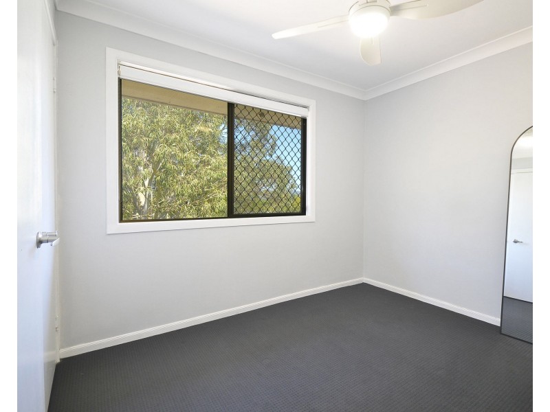 2/9 Daisy Street, Elanora QLD 4221