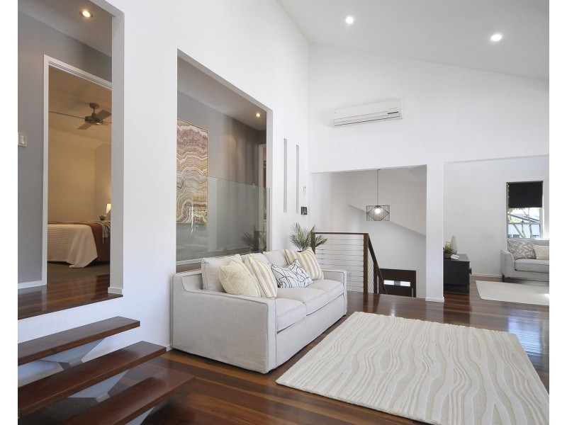 67 Ware Drive, Currumbin Waters QLD 4223