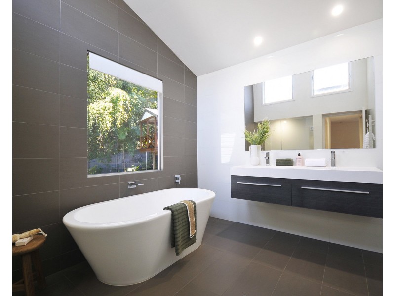 67 Ware Drive, Currumbin Waters QLD 4223