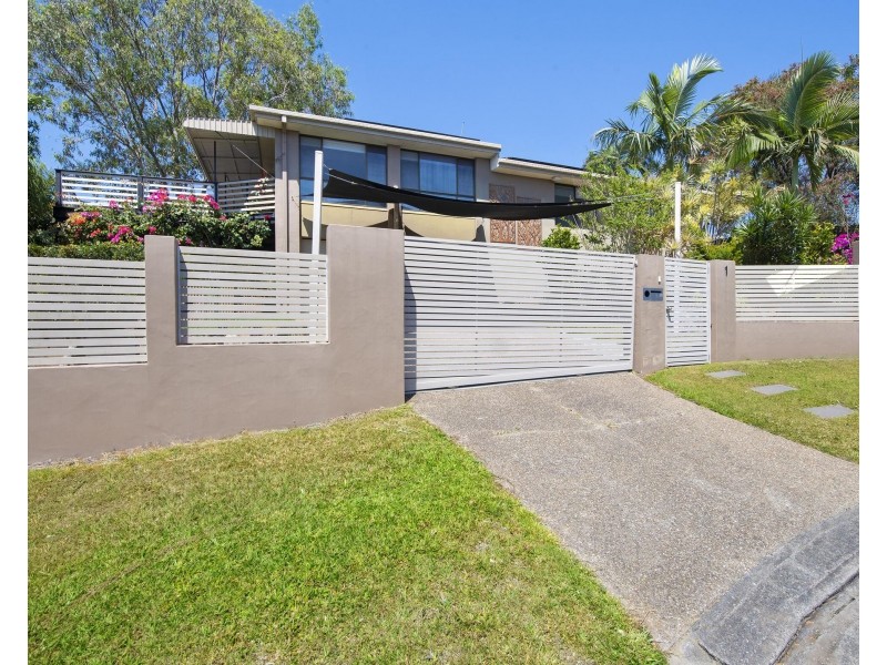 1 Remount Place, Carrara QLD 4211