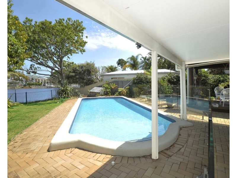 124 Tahiti Avenue, Palm Beach QLD 4221