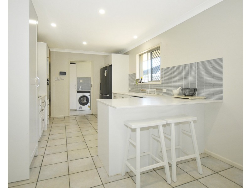 124 Tahiti Avenue, Palm Beach QLD 4221