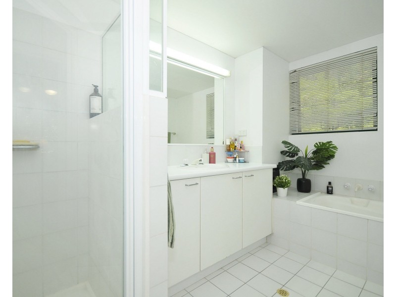 16/9 Domain Road, Currumbin QLD 4223