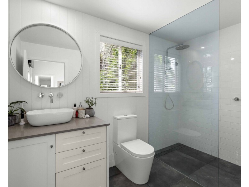 103 Sunshine Parade, Miami QLD 4220