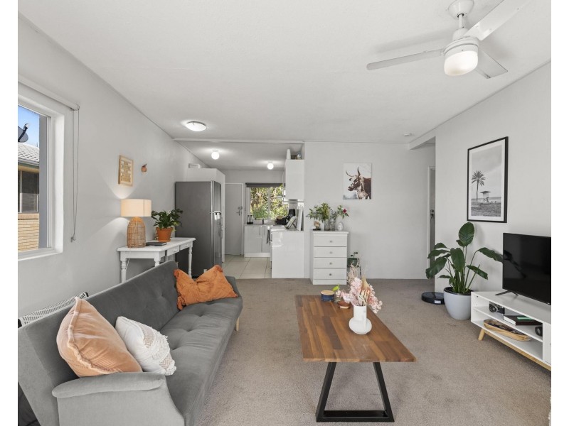 3/12 Murlong Crescent, Palm Beach QLD 4221