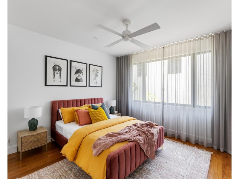 7 Tooloon Street, Coolangatta QLD 4225