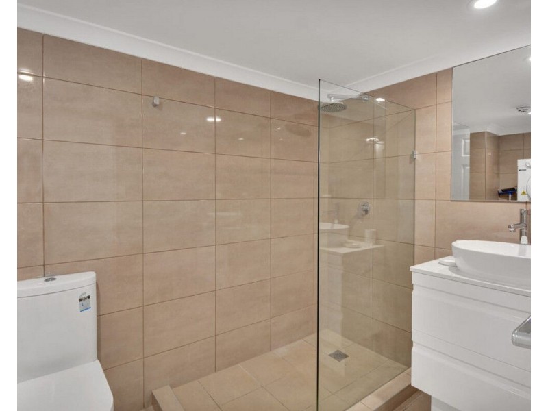13A/2 Nineteenth Avenue, Palm Beach QLD 4221