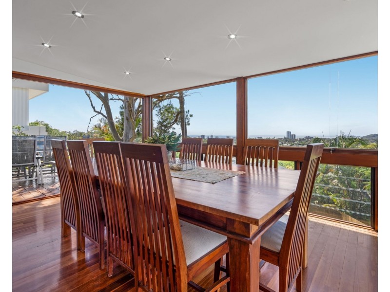 4 Bicton Court, Elanora QLD 4221