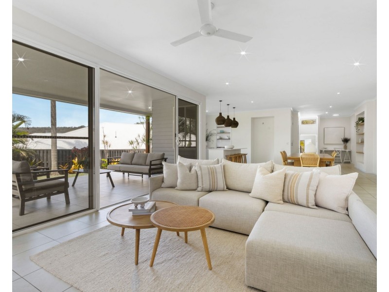 23 Hidden Cove, Tallebudgera QLD 4228
