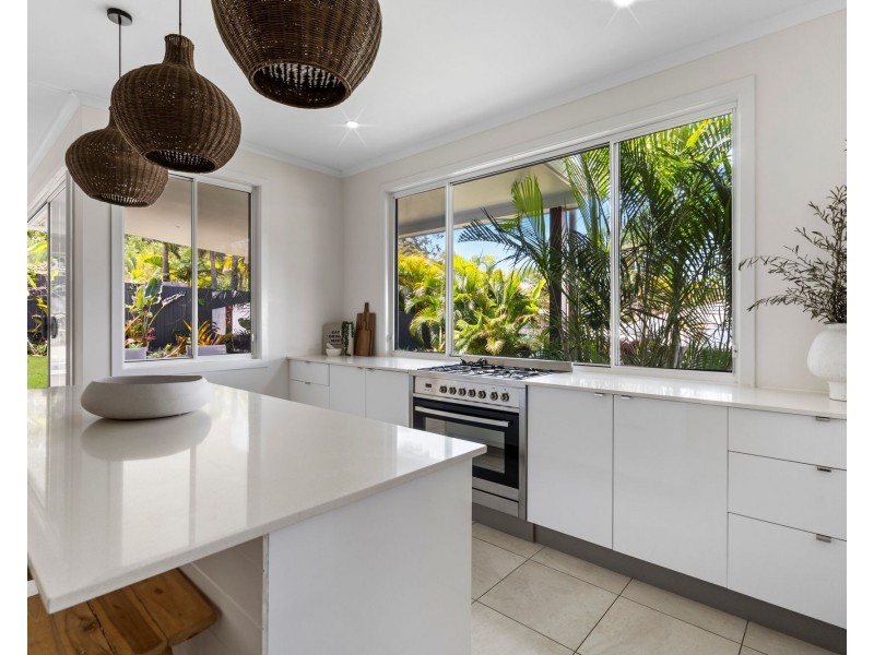 23 Hidden Cove, Tallebudgera QLD 4228