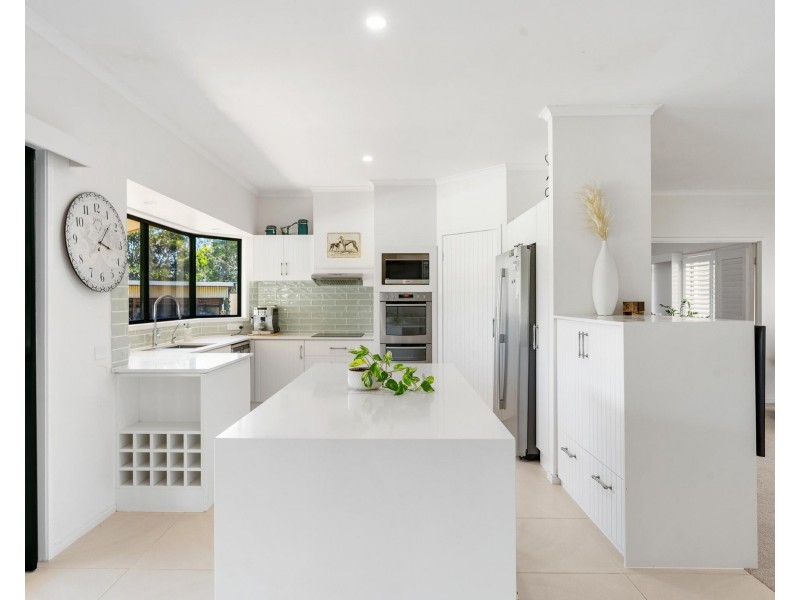 45 Larch Street, Tallebudgera QLD 4228