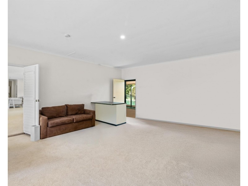 45 Larch Street, Tallebudgera QLD 4228