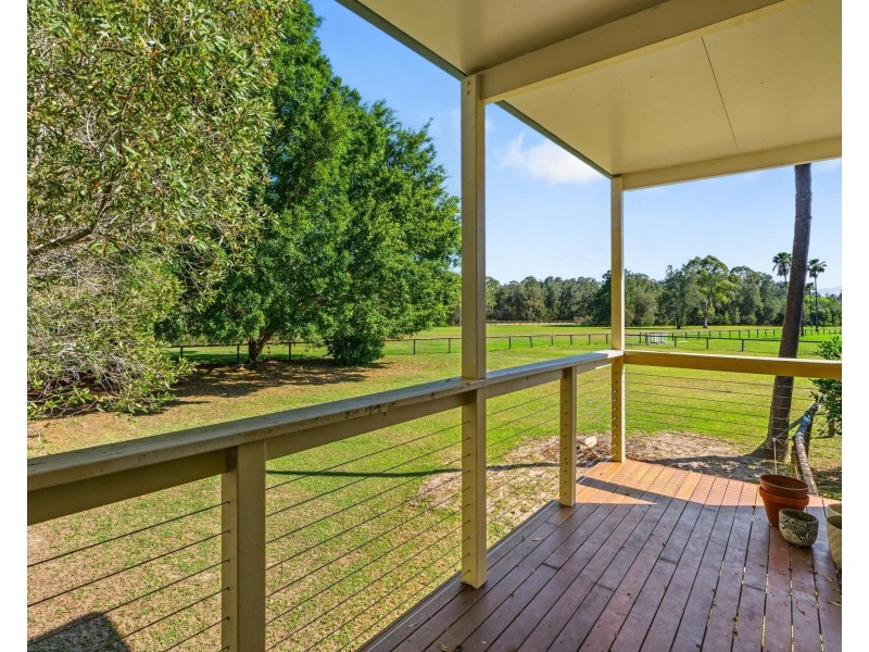 45 Larch Street, Tallebudgera QLD 4228