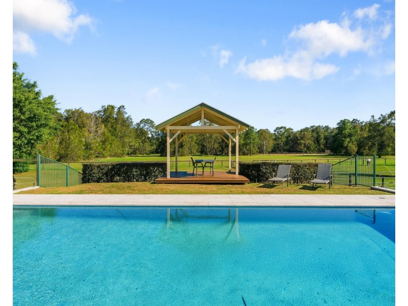 45 Larch Street, Tallebudgera QLD 4228