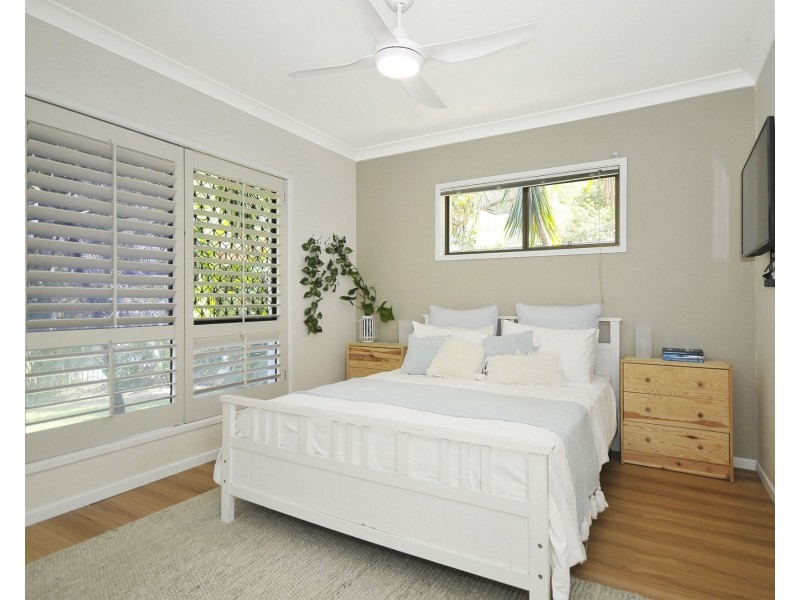 17 Esperance Close, Elanora QLD 4221