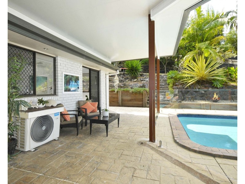 17 Esperance Close, Elanora QLD 4221