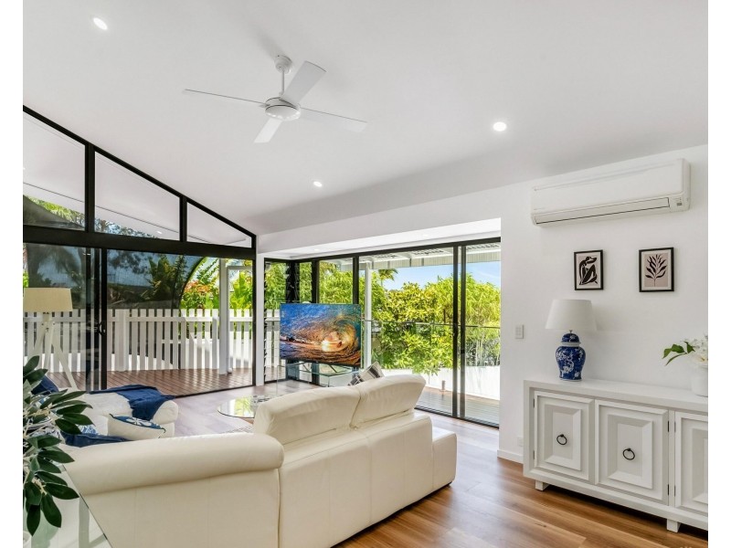 28 Bronzewing Close, Elanora QLD 4221