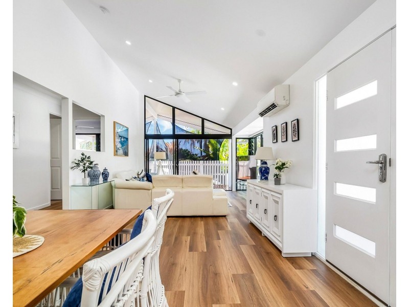 28 Bronzewing Close, Elanora QLD 4221