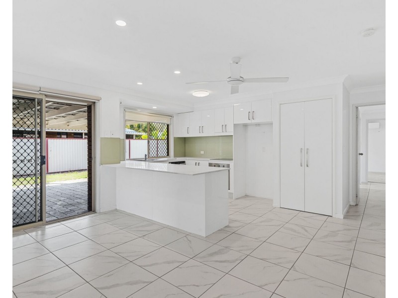 11 Boab Street, Elanora QLD 4221