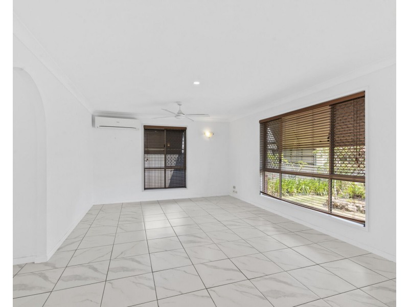 11 Boab Street, Elanora QLD 4221