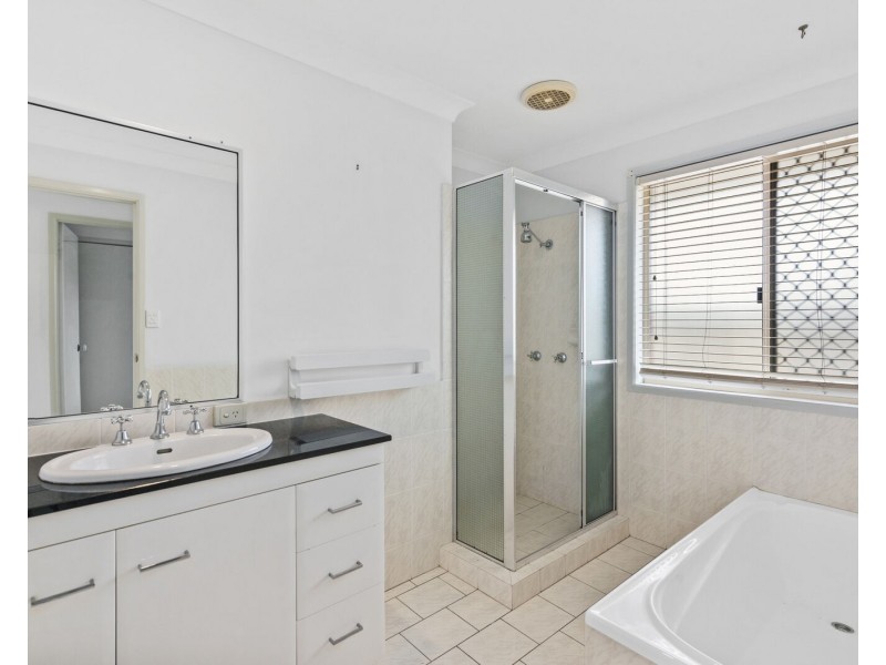 11 Boab Street, Elanora QLD 4221