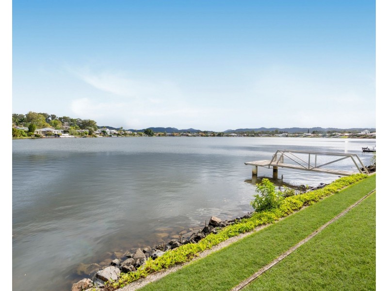 29 Angelica Street, Elanora QLD 4221