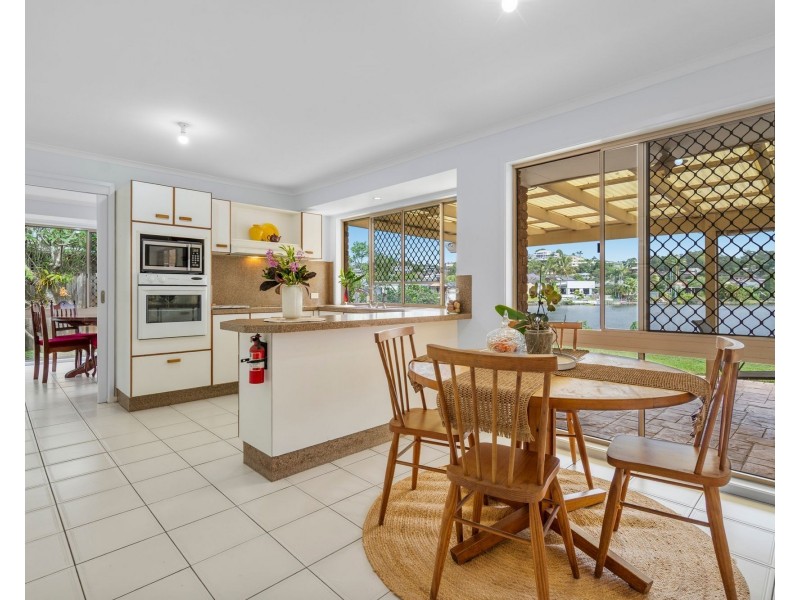 29 Angelica Street, Elanora QLD 4221